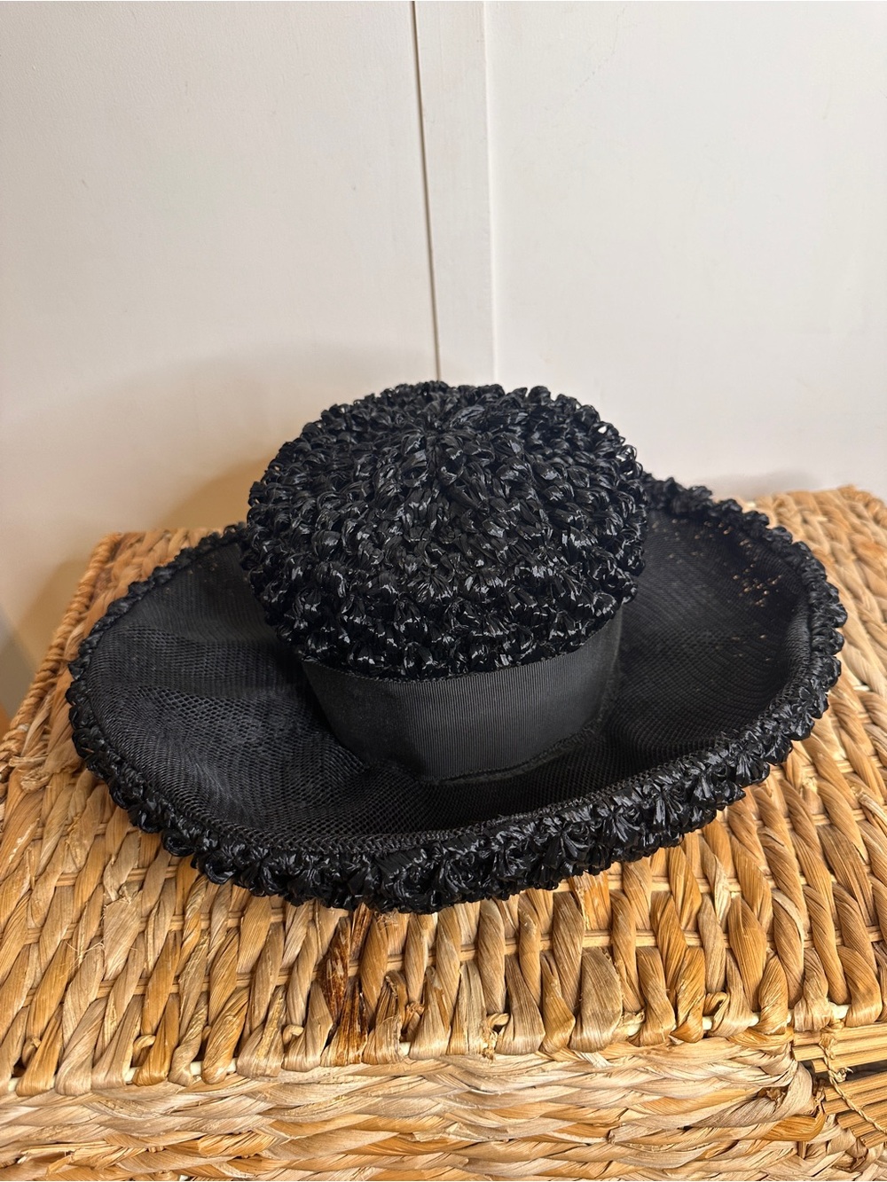 Vintage Classic Black Straw Wide-Brim Women's Hat